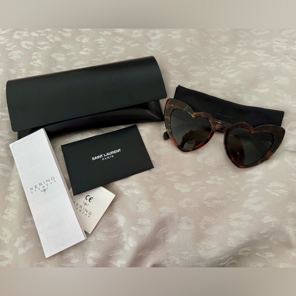 100% Auth. YSL Heart Sunnies!